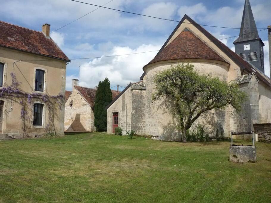 Le Presbytere - Touillon, Jacuzzi, 4 Chambres Pour 10 מראה חיצוני תמונה