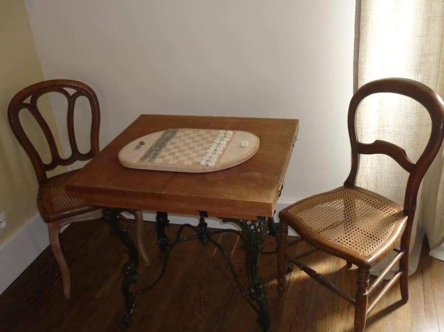 Le Presbytere - Touillon, Jacuzzi, 4 Chambres Pour 10 מראה חיצוני תמונה